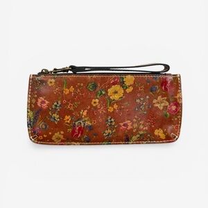 Patricia Nash Brown Prairie Rose Floral Leather Slim Wristlet Clutch Pouch